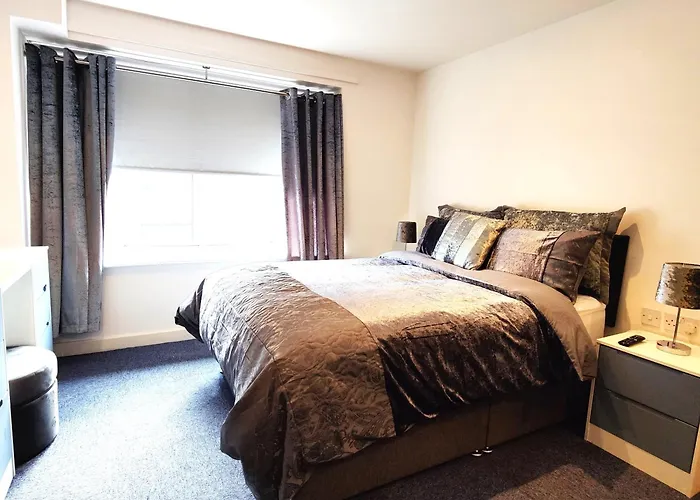 Liverpool Stays - Kempston Court