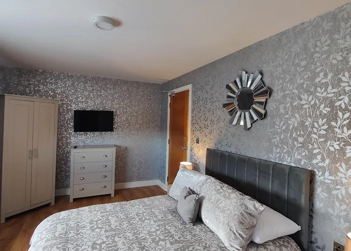 Liverpool Stays - Kempston Court
